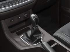 2022款 1.6L 标轴创富型 7座