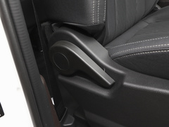 2022款 1.6L 标轴创富型 7座