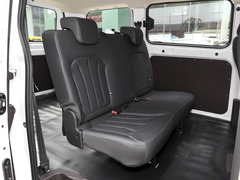 2022款 1.6L 标轴创富型 7座