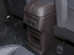 2022款 1.6L 标轴创享型 7座