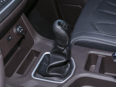 2022款 1.6L 标轴创享型 7座