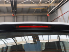 2022款 1.6L 标轴商务型 7座