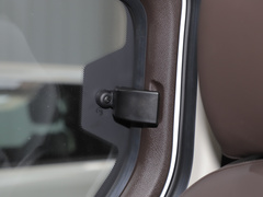 2022款 1.6L 标轴商务型 7座