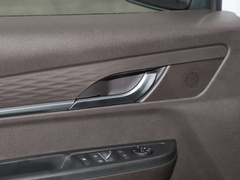 2022款 1.6L 标轴商务型 7座