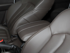 2022款 1.6L 标轴商务型 7座