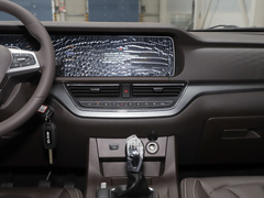 2022款 1.6L 标轴商务型 7座