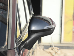 2022款 1.6L 长轴创富型 7座