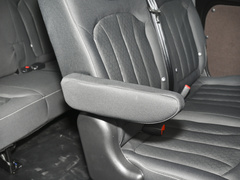 2022款 1.6L 长轴创富型 7座