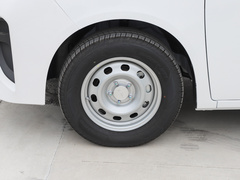 2022款 1.6L 长轴创富型 7座