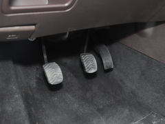 2022款 1.6L 长轴创富型 7座