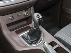 2022款 1.6L 长轴创富型 7座