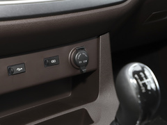 2022款 1.6L 长轴创富型 7座