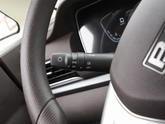 2022款 1.6L 长轴创富型 7座