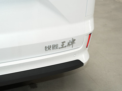 2022款 1.6L 长轴创富型 9座