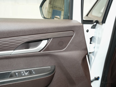 2022款 1.6L 长轴创富型 9座