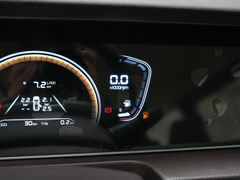 2022款 1.6L 长轴创富型 9座