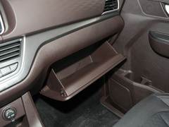 2022款 1.6L 长轴创富型 9座