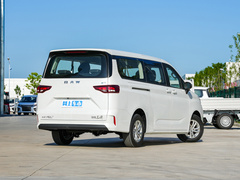 2022款 1.6L 长轴创富型 9座