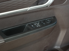 2022款 1.6L 长轴创富型 9座