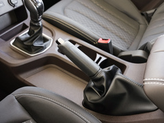 2022款 1.6L 长轴创富型 9座