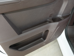 2022款 1.6L 长轴创富型 9座