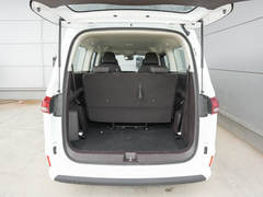 2022款 1.6L 长轴创富型 9座