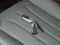 2022款 1.6L 长轴创富型 9座