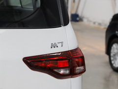 2022款 1.6L 长轴创享型 7座