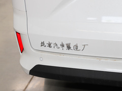 2022款 1.6L 长轴创享型 7座