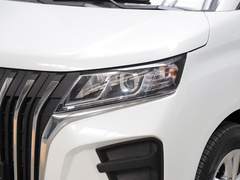 2022款 1.6L 长轴创享型 7座