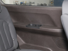 2022款 1.6L 长轴创享型 7座