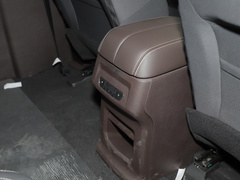 2022款 1.6L 长轴创享型 7座