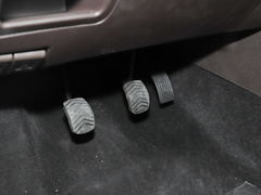 2022款 1.6L 长轴创享型 7座