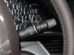 2022款 1.6L 长轴创享型 7座