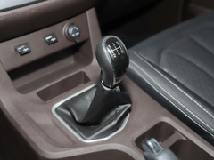 2022款 1.6L 长轴创享型 7座