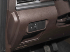 2022款 1.6L 长轴营运版 7座