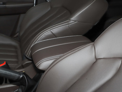 2022款 1.6L 长轴营运版 7座