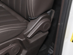 2022款 1.6L 长轴营运版 7座