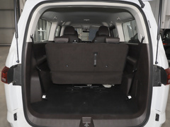 2022款 1.6L 长轴营运版 7座