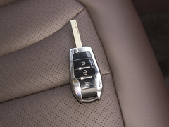 2022款 1.6L 长轴营运版 7座