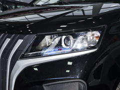 2022款 2.0L 长轴创富型 7座