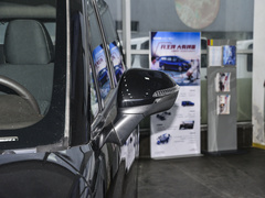 2022款 2.0L 长轴创富型 7座
