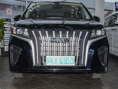 2022款 2.0L 长轴创富型 7座