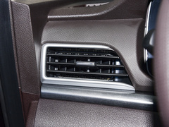 2022款 2.0L 长轴创富型 7座