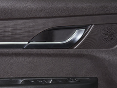 2022款 2.0L 长轴商务型 9座