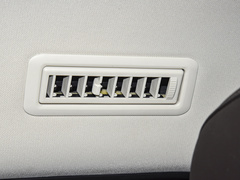 2022款 2.0L 长轴商务型 9座