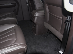 2022款 2.0L 长轴商务型 9座