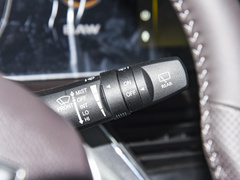 2022款 2.0L 长轴商务型 9座