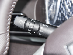 2022款 2.0L 长轴商务型 9座