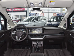 2022款 2.0L 长轴商务型 9座